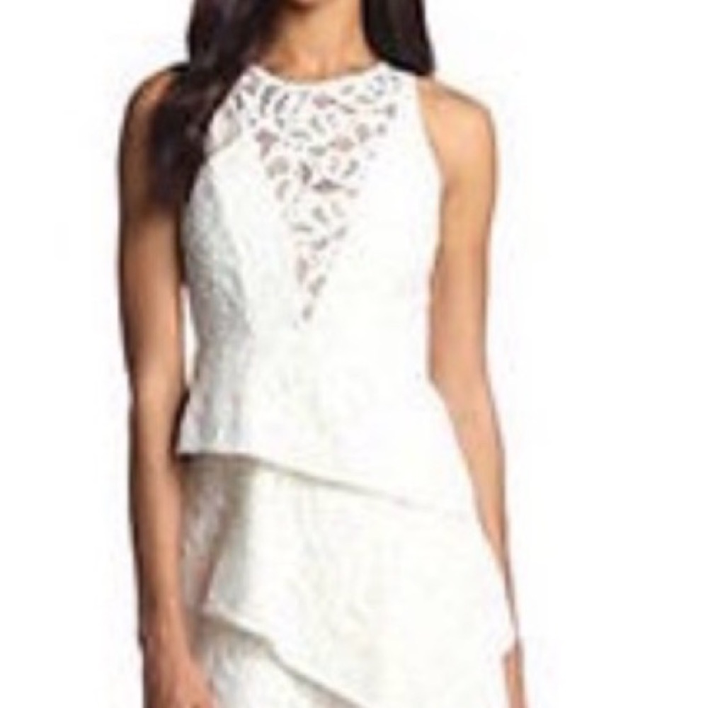 BCBGMaxAzria Off White Lace
Asymmetrical Hanah Dress sz 02  $398 prom
